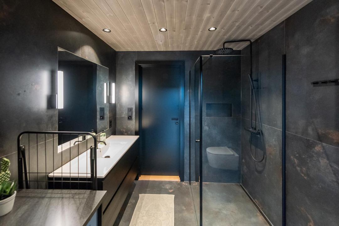 Hoda Cabin - Luxury Lodge With Jacuzzi And Sauna Lyngværet Exterior foto