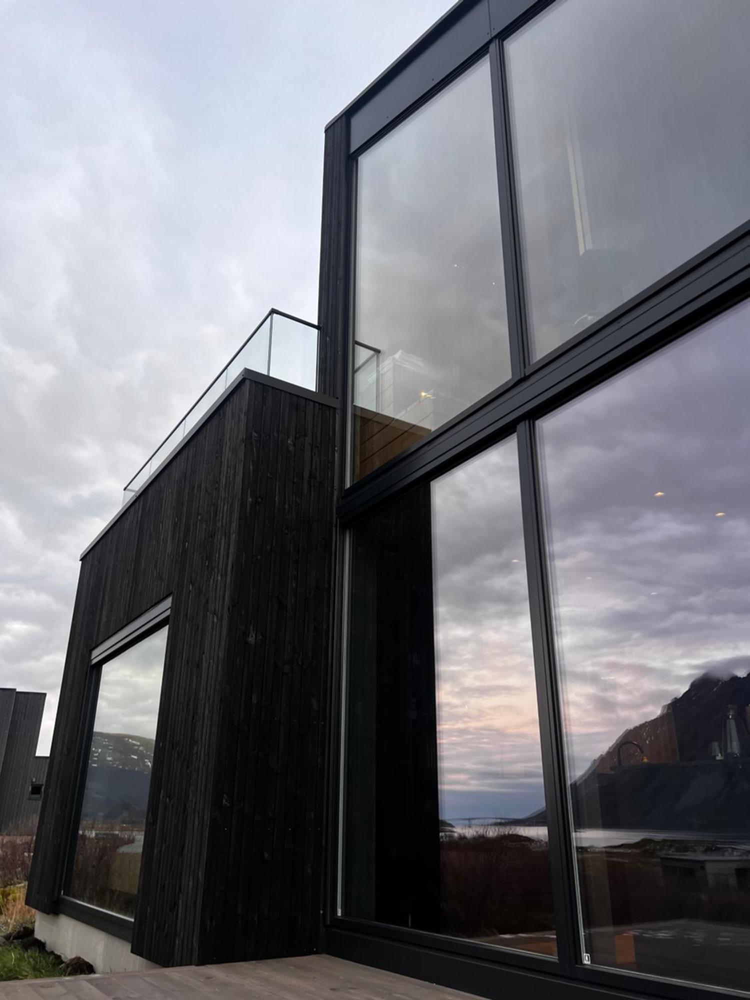Hoda Cabin - Luxury Lodge With Jacuzzi And Sauna Lyngværet Exterior foto