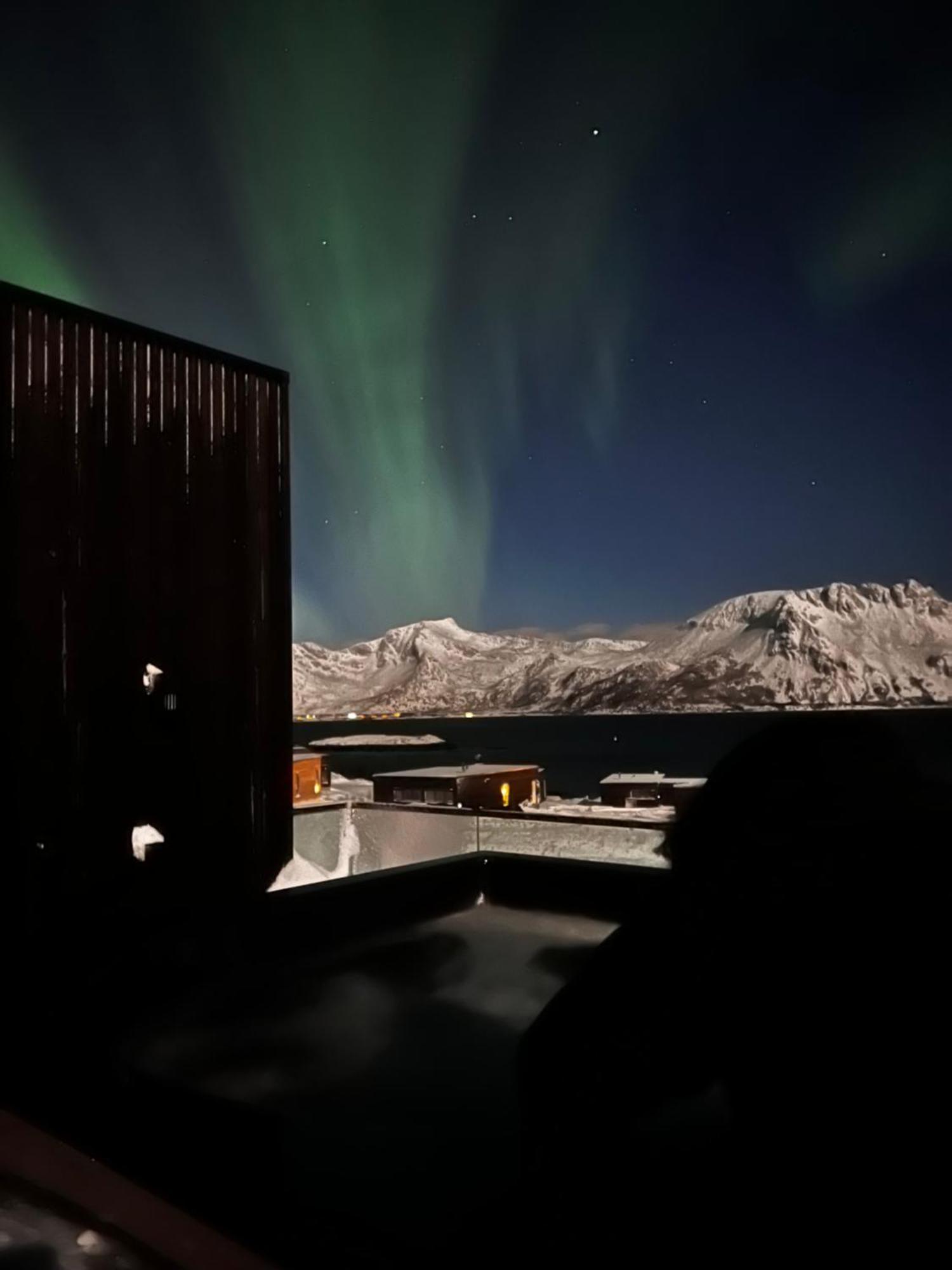 Hoda Cabin - Luxury Lodge With Jacuzzi And Sauna Lyngværet Exterior foto
