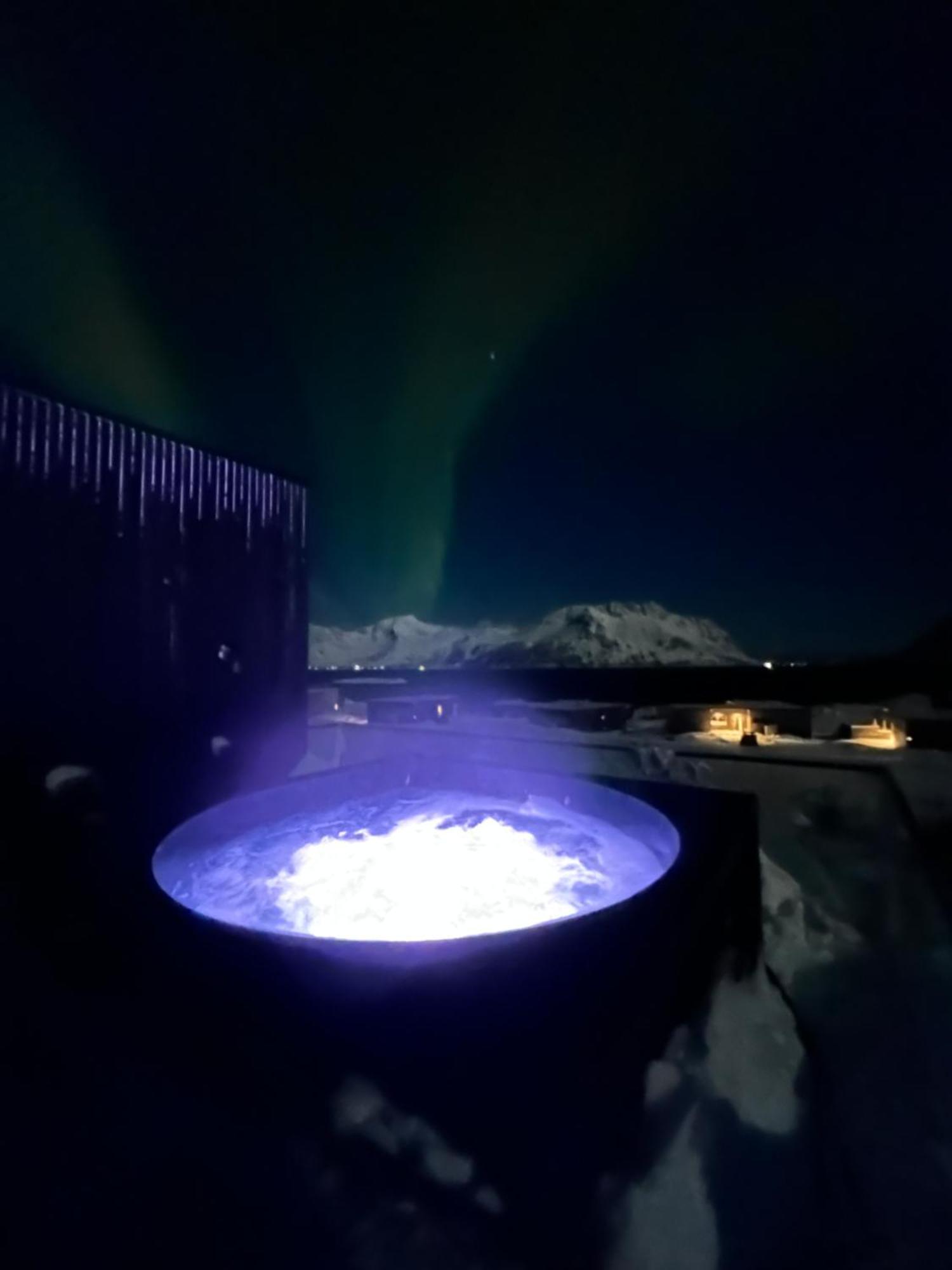 Hoda Cabin - Luxury Lodge With Jacuzzi And Sauna Lyngværet Exterior foto